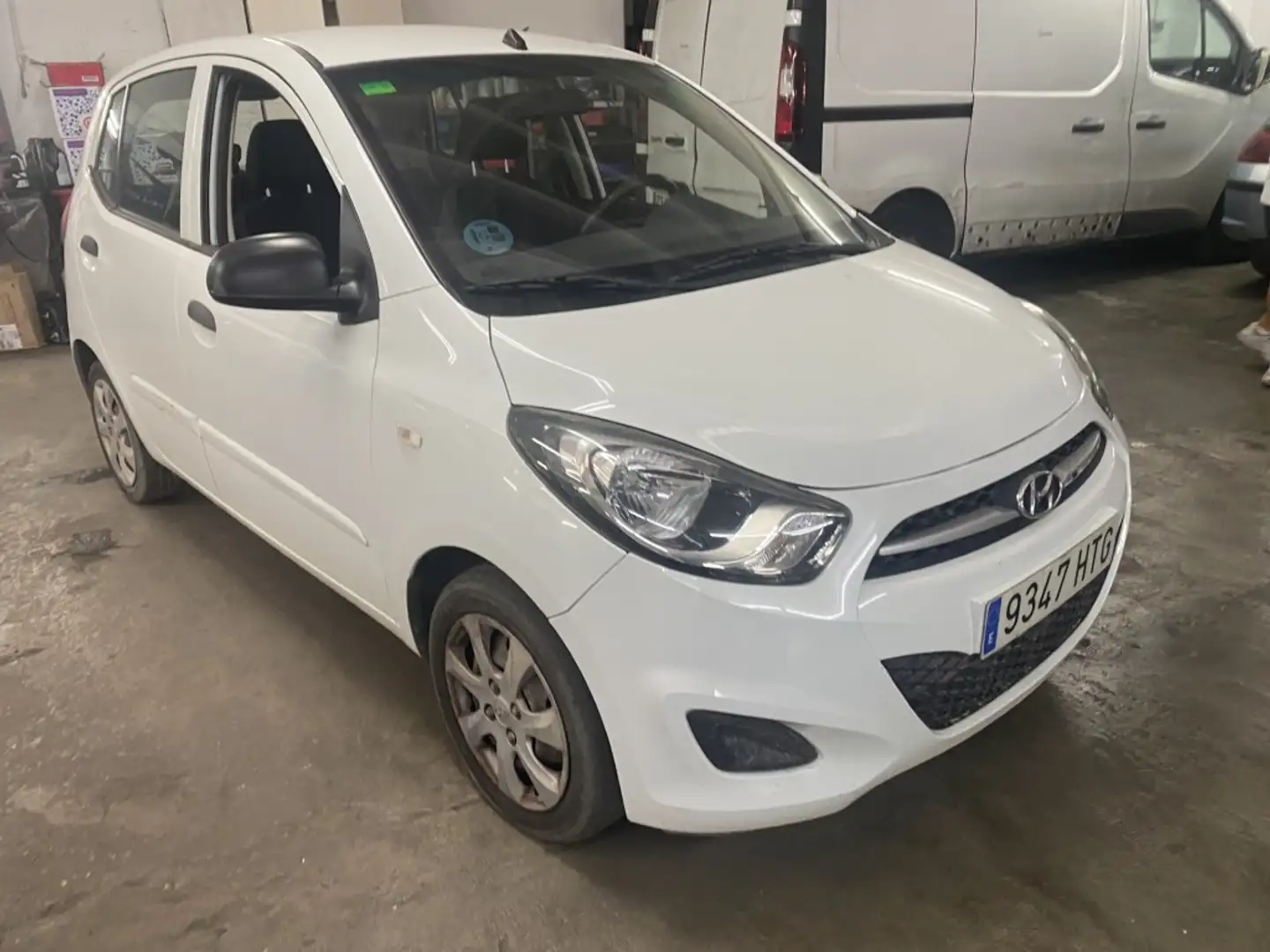 Hyundai i10 1.2 Comfort Blanco - 1