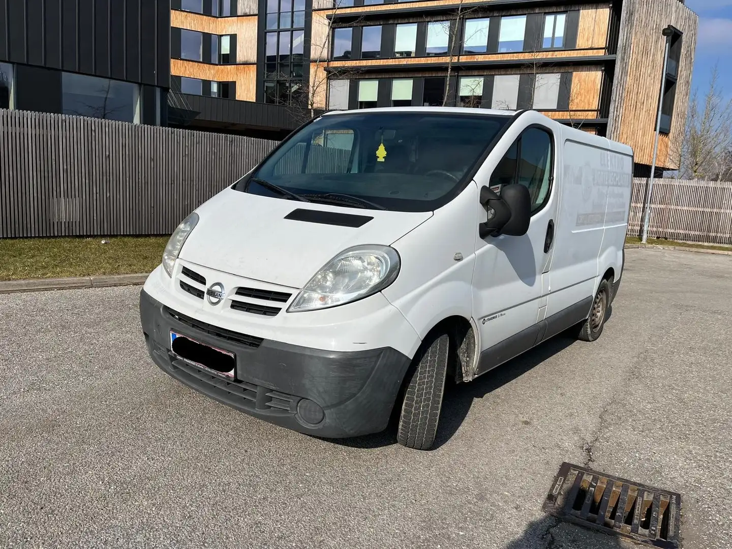 Nissan Primastar Bílá - 1