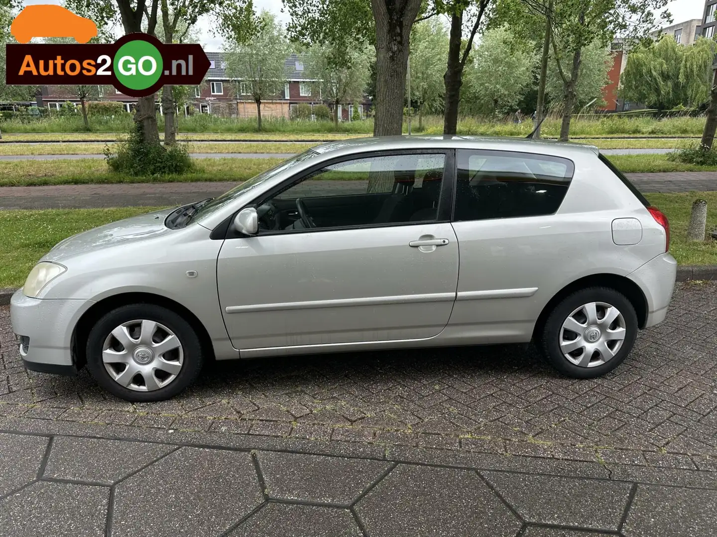 Toyota Corolla 1.4 VVT-i S-Line Grey - 2