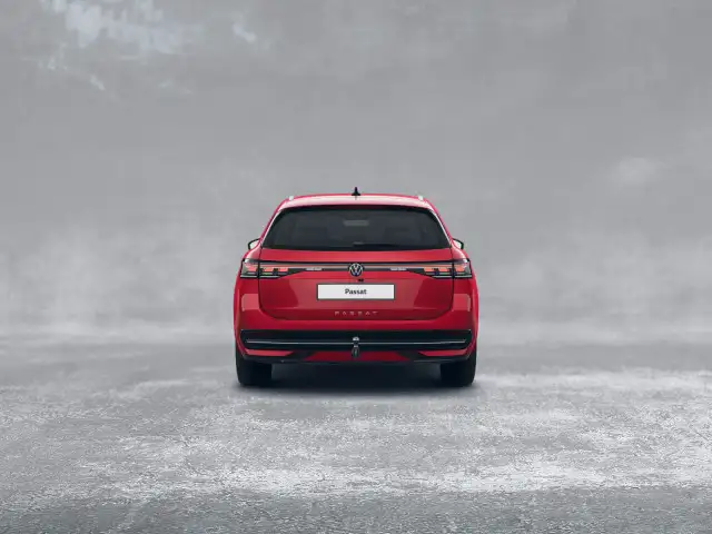 Volkswagen Passat view 7