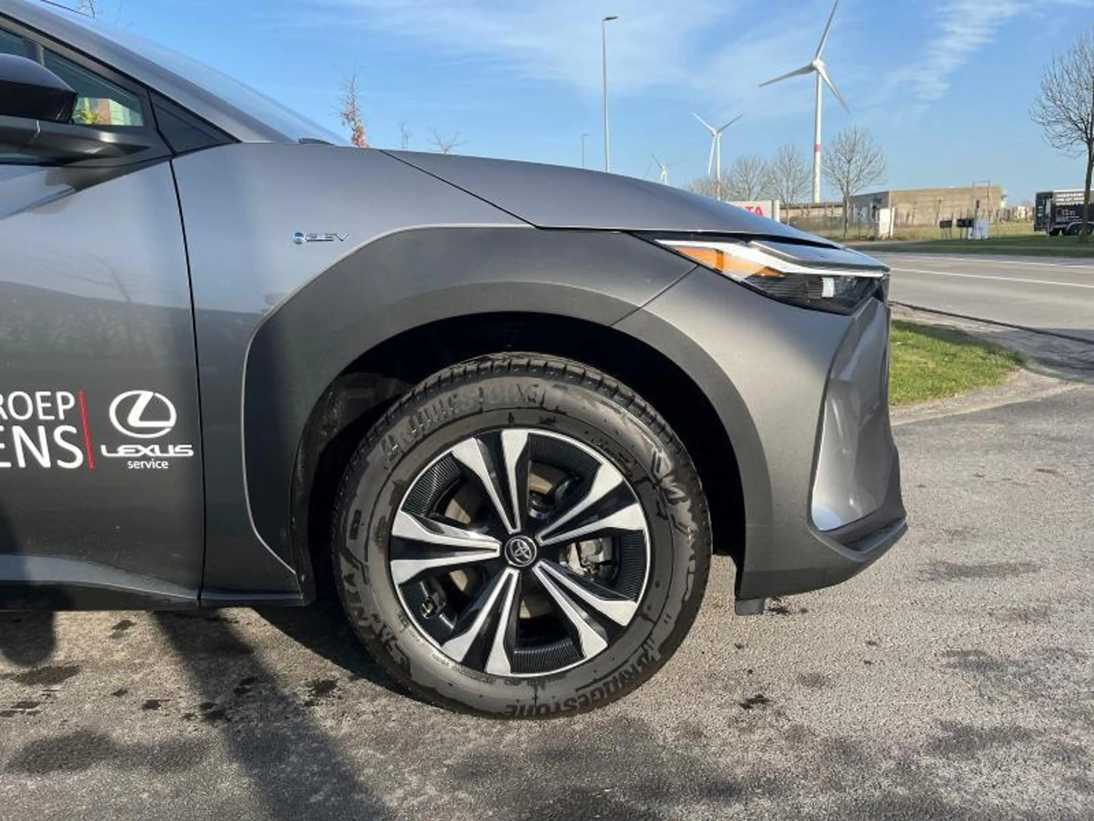 Toyota bZ4X 73.1 kWh 2WD DYNAMIC + 7 JAAR ONDERHOUD* — photo 4
