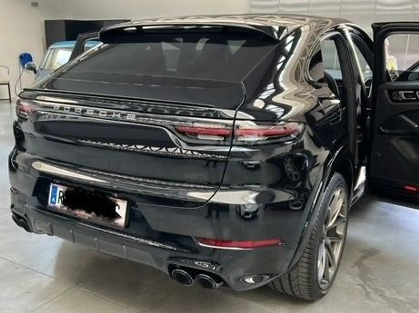 Porsche Cayenne Cayenne Coupe E-Hybrid PHEV 17,9 kWh Aut. Schwarz - 2