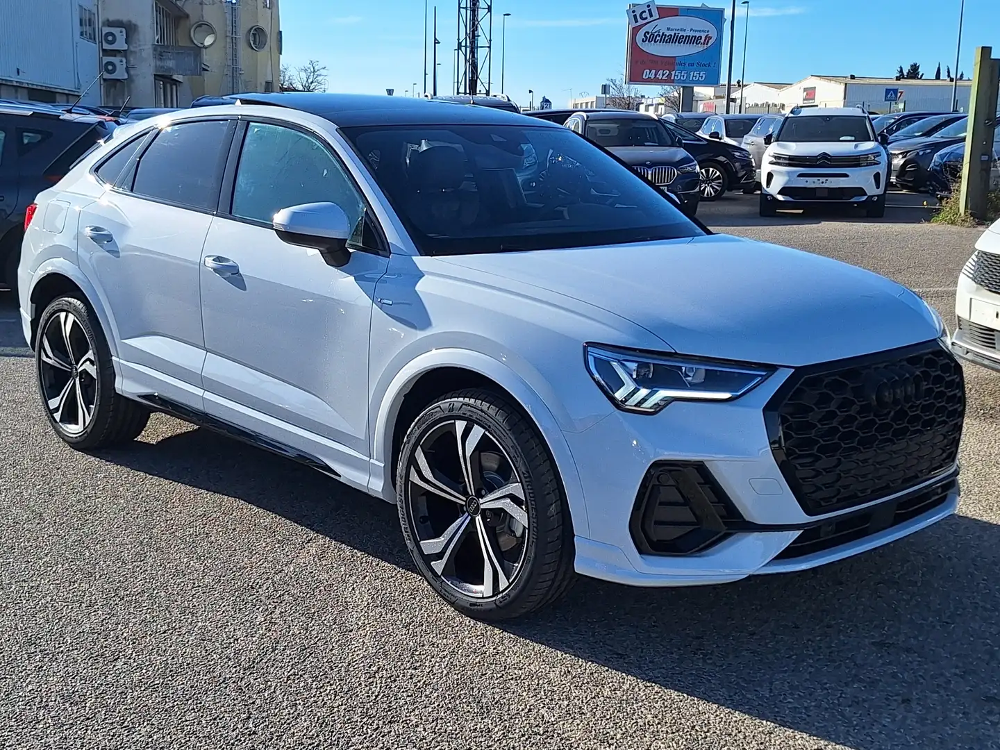 Audi Q3 35 TDI 150 ch S tronic 7 S line Blanc - 2