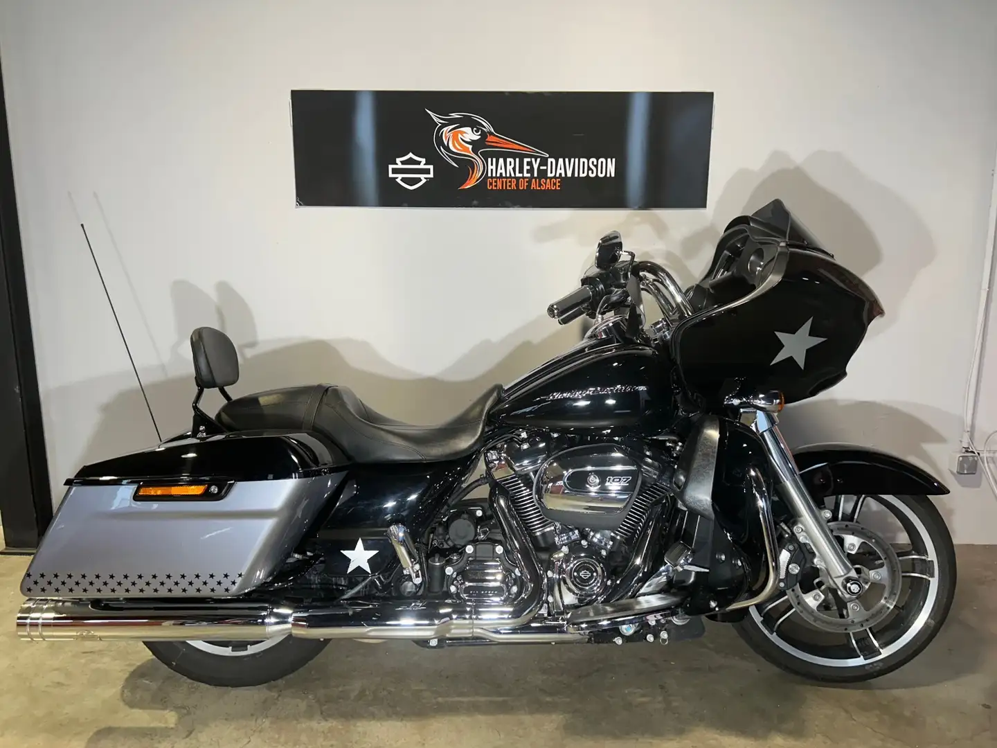 Harley-Davidson Road Glide - 1