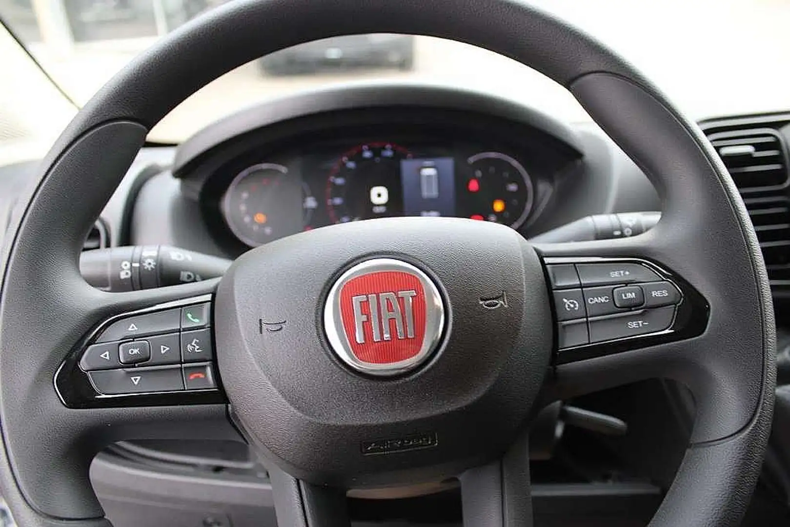 Fiat Ducato Ducato MAXI L4H3 140 Beifahrerairbag Kamera Par... Weiß - 2