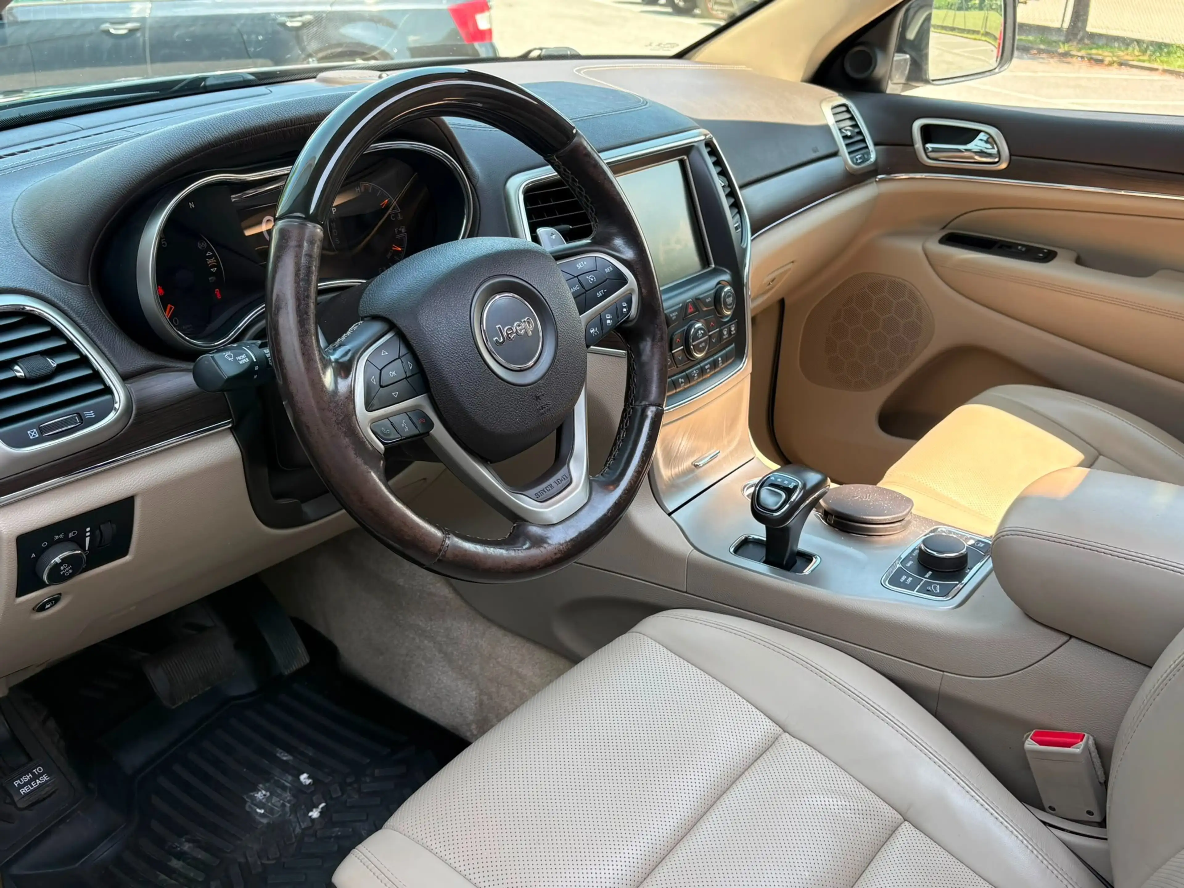 Jeep Grand Cherokee Grand Cherokee 3,0 V6 CRD Overland — photo 11