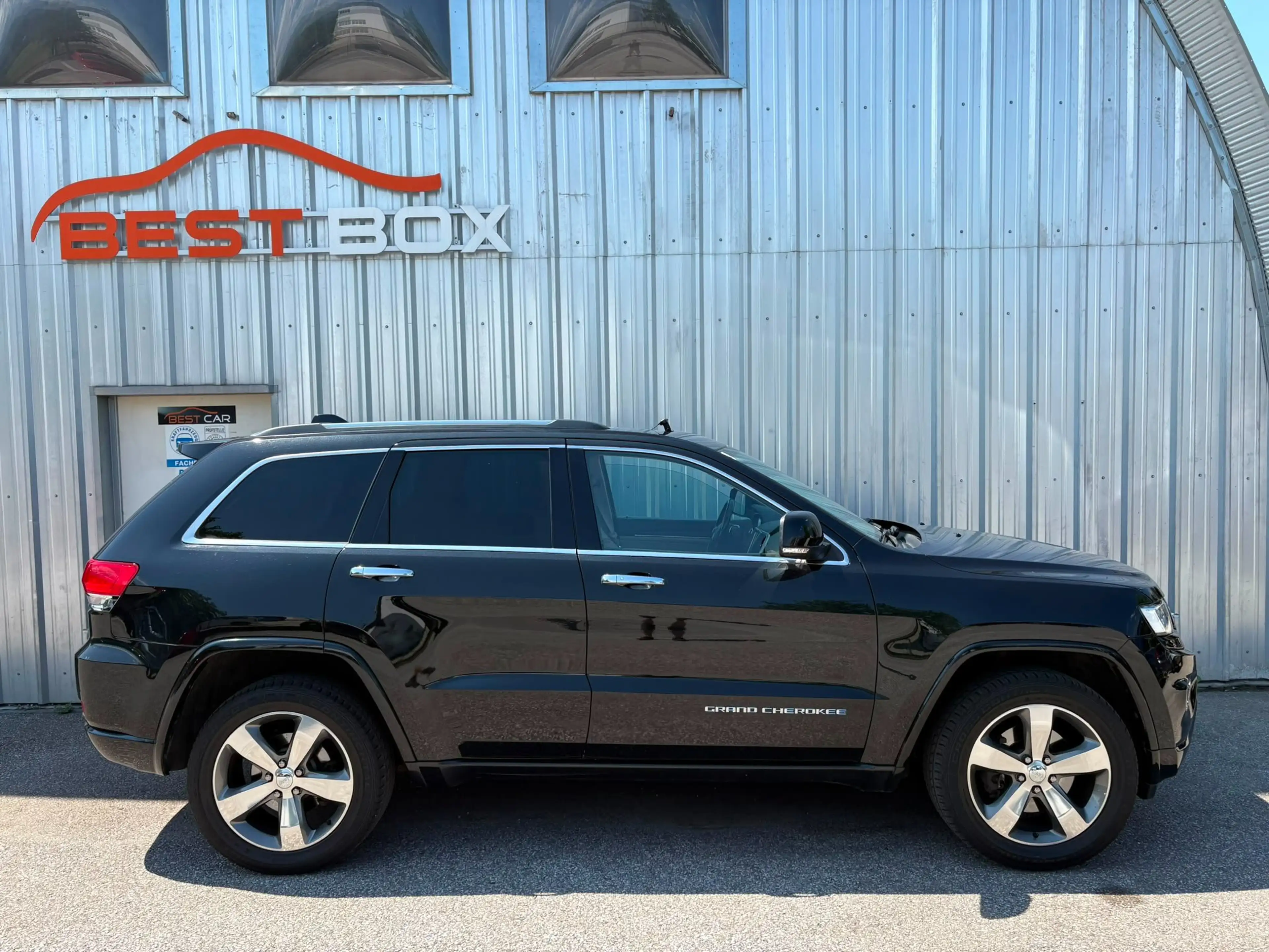 Jeep Grand Cherokee Grand Cherokee 3,0 V6 CRD Overland — photo 7
