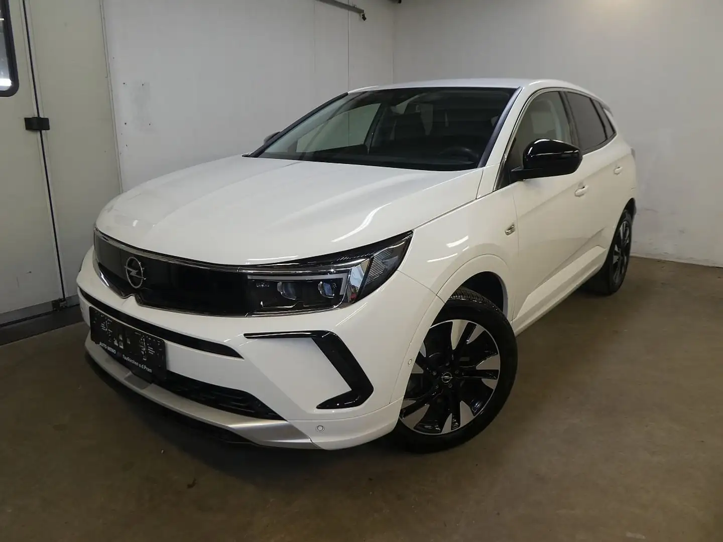 Opel Grandland X 1.5 D Elegance Aut. AHK, LED, Kamera, Weiß - 1