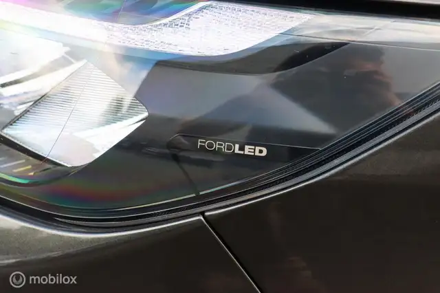 Ford Transit Custom view 11
