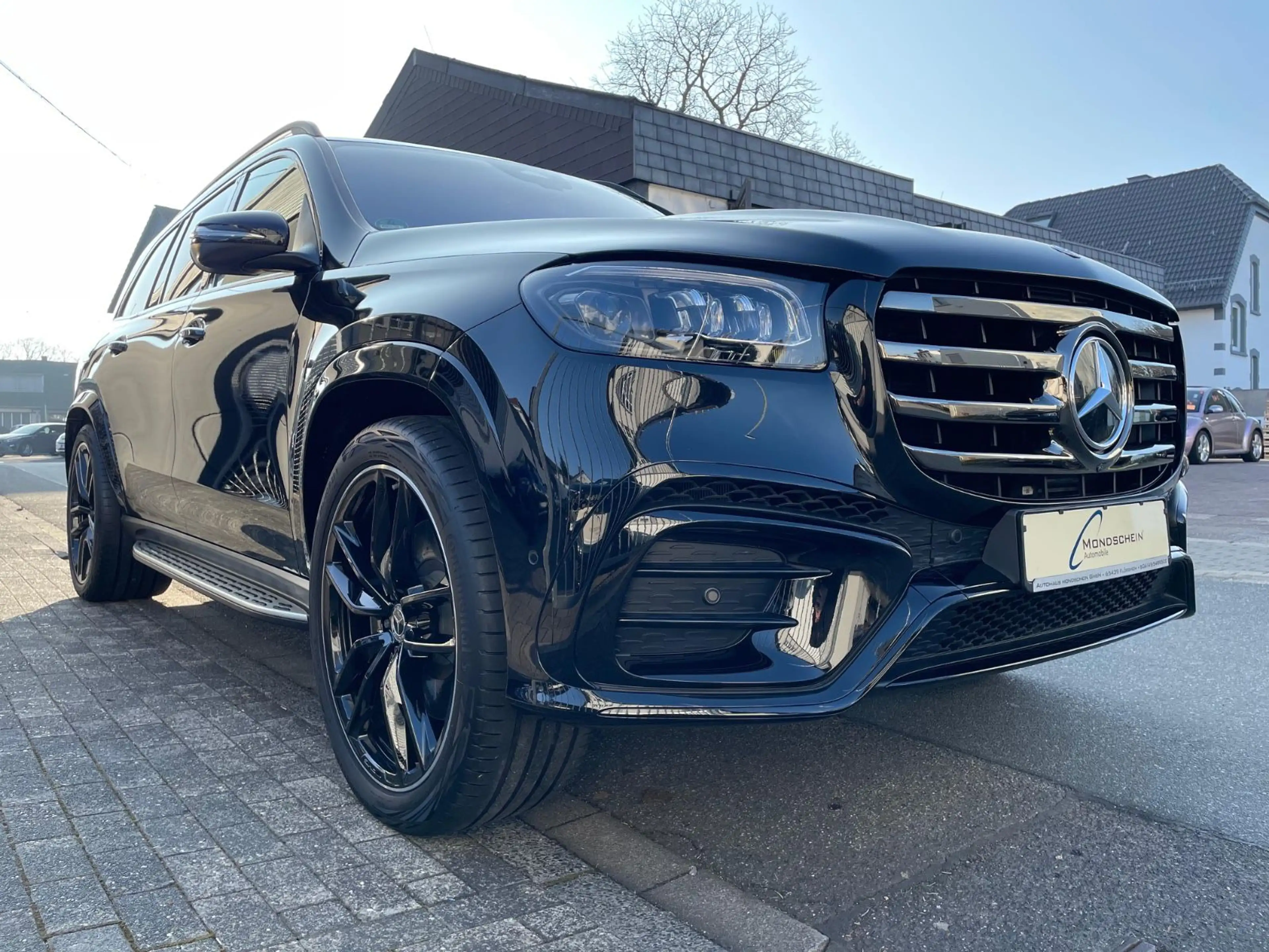 Mercedes-Benz GLS 450 d 4M AMG Full Options|Rear Entertaiment| — photo 2