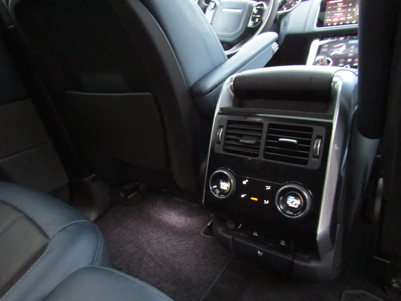 Land Rover Range Rover Sport снимка Land Rover Range Rover Sport