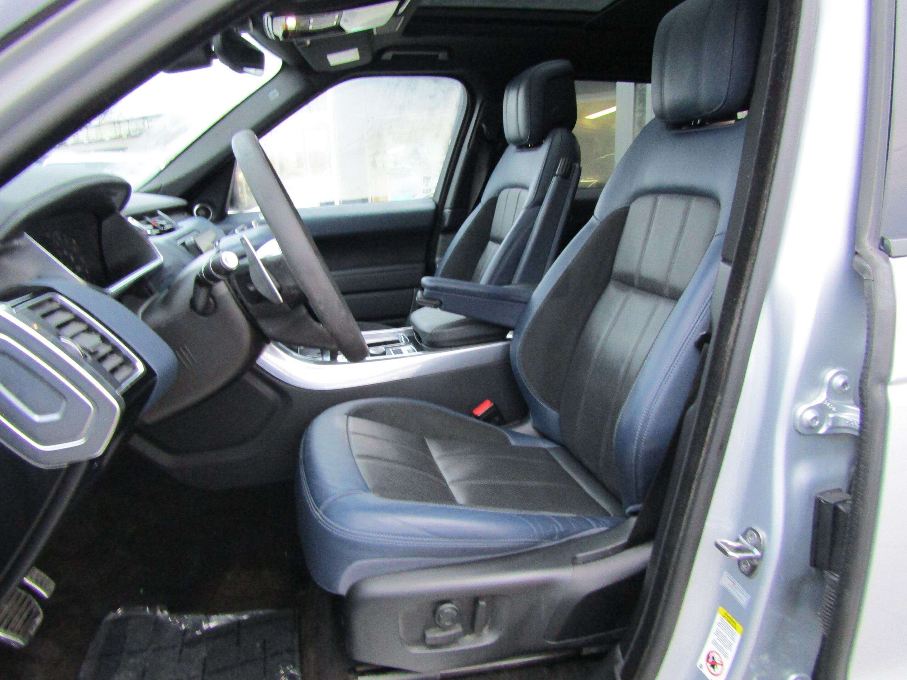 2021 Land Rover Range Rover Sport MHEV HST P400/ HEADS UP DISPLAY/ 22'' RIMS/ NO ACC thumb 18