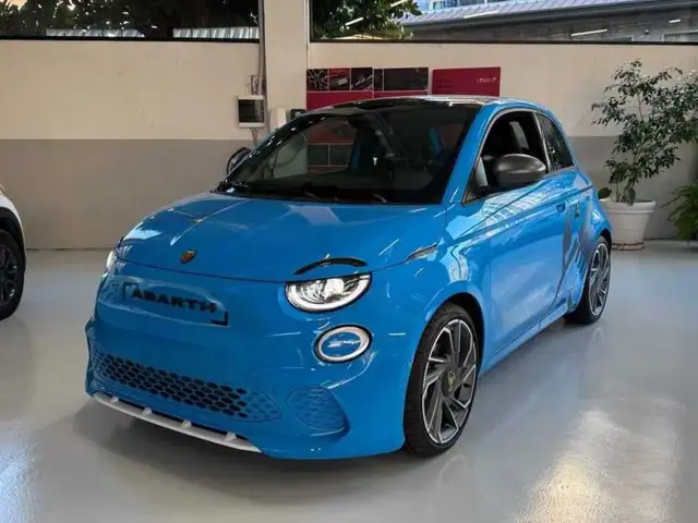 Abarth 500e 42 kWh  Turismo