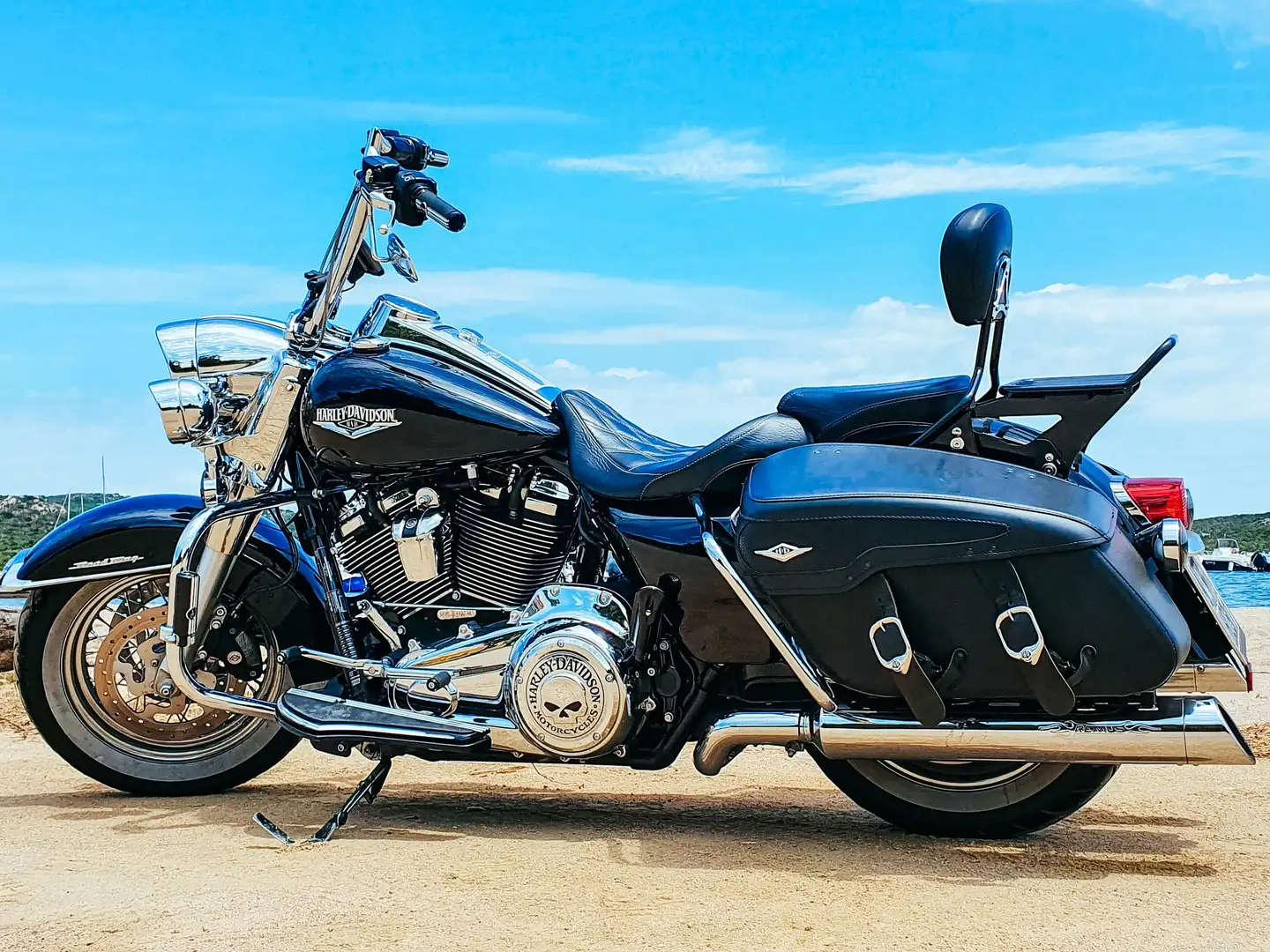 Harley-Davidson Road King Road King Classic FLHRC Nero - 2