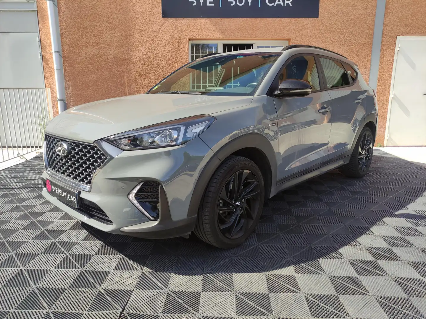 Hyundai TUCSON 1.6 CRDI 135 HYBRID MHEV 48VOLT N-LINE garantie 12 mois Grigio - 1