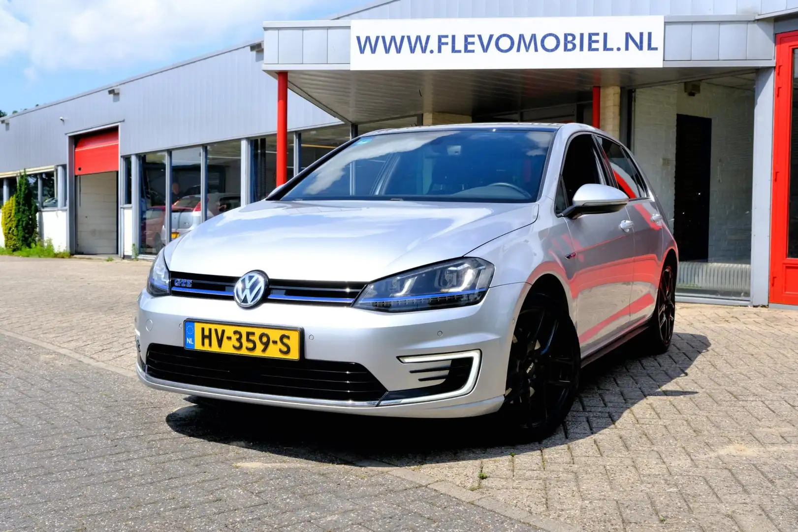 Volkswagen Golf GTE 1.4 TSI Aut. Pano|Navi|Sportstoelen|Apple CarPlay| Szürke - 1