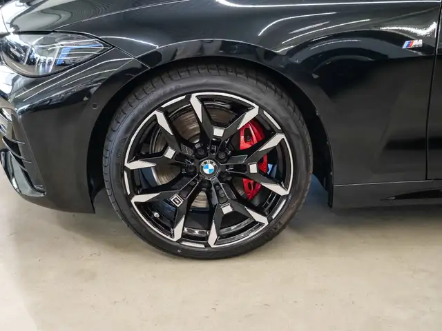 BMW 4 Series view 7