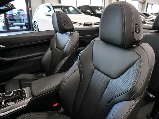 BMW 4 Series view 10