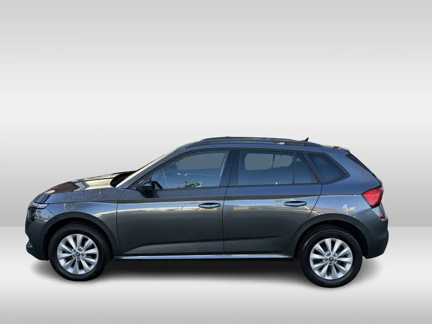 Skoda Kamiq 1.0 TSI Business Edition trekhaak parkeersensoren Gris - 2