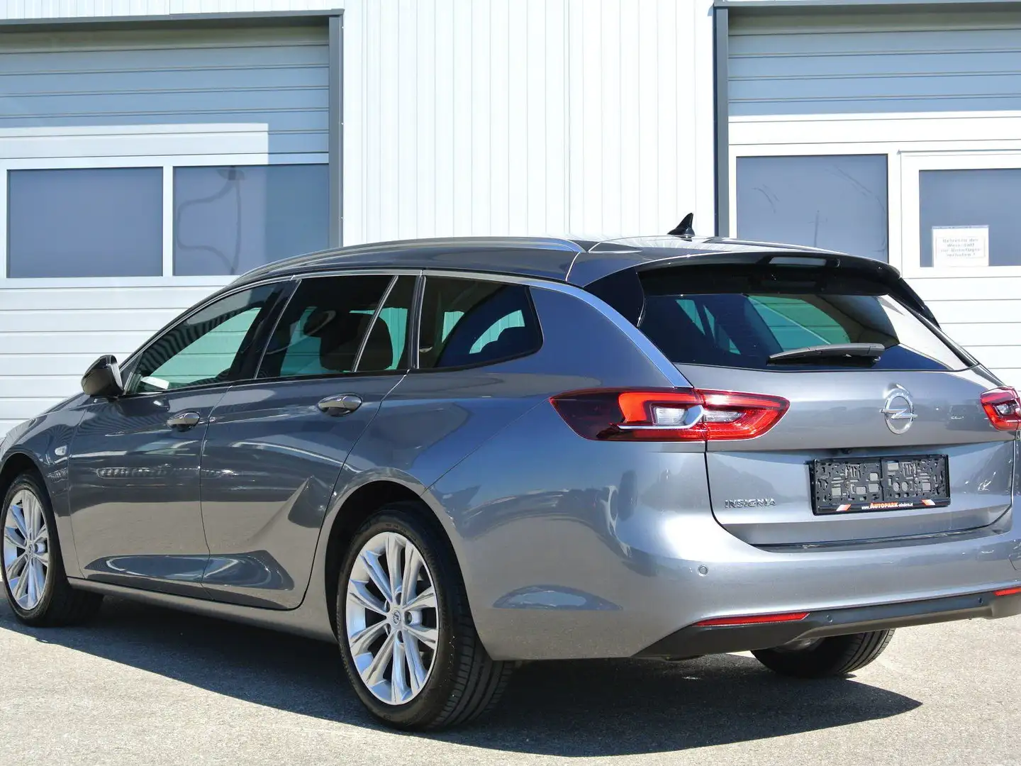 Opel Insignia ST 1.5 cdti Business Elegance ** LED-SW* NAVI * Šedá - 2