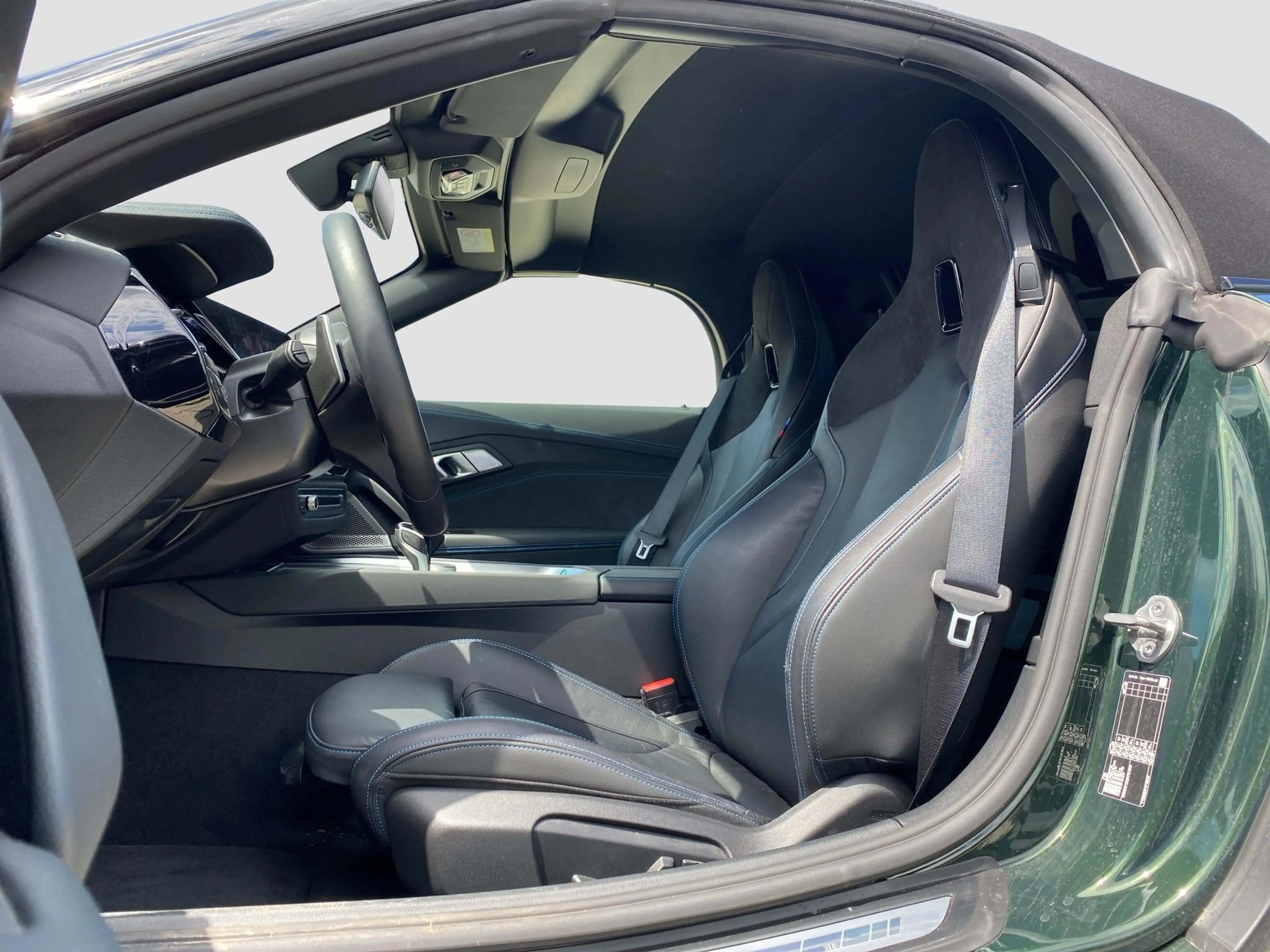 BMW Z4 sDrive30i M-Sport ACC SpurAss HUD HiFi — photo 10