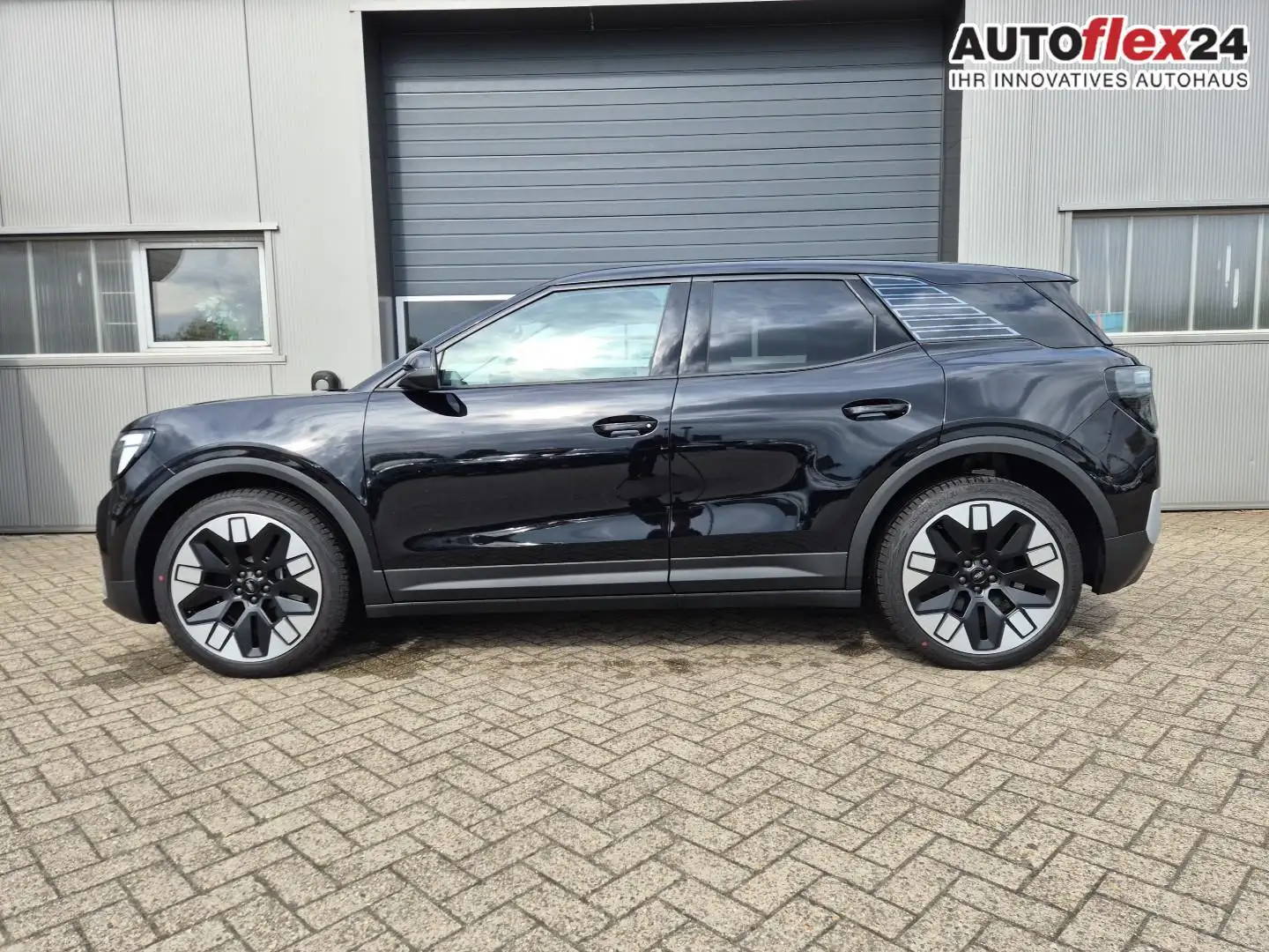 Ford Explorer Limited Edition (Extended Range 79kWh) 204PS Au... Schwarz - 1