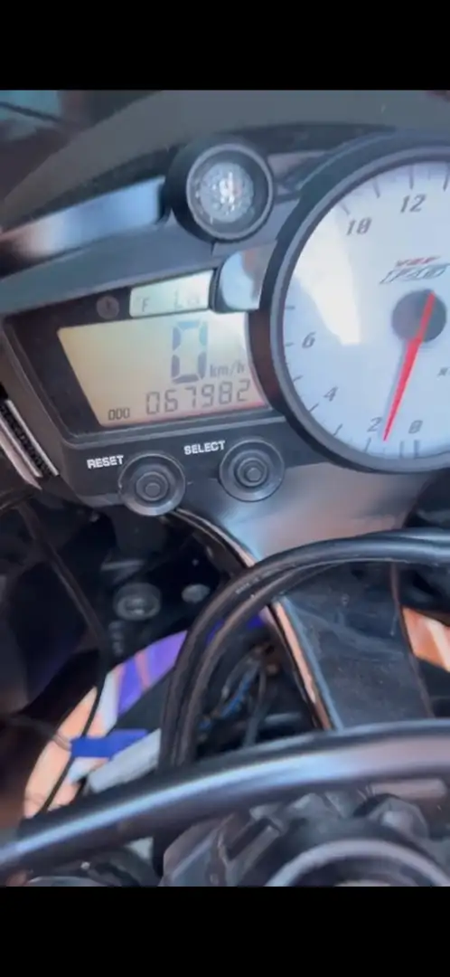 Yamaha YZF-R6 Moto deportiva Azul - 1