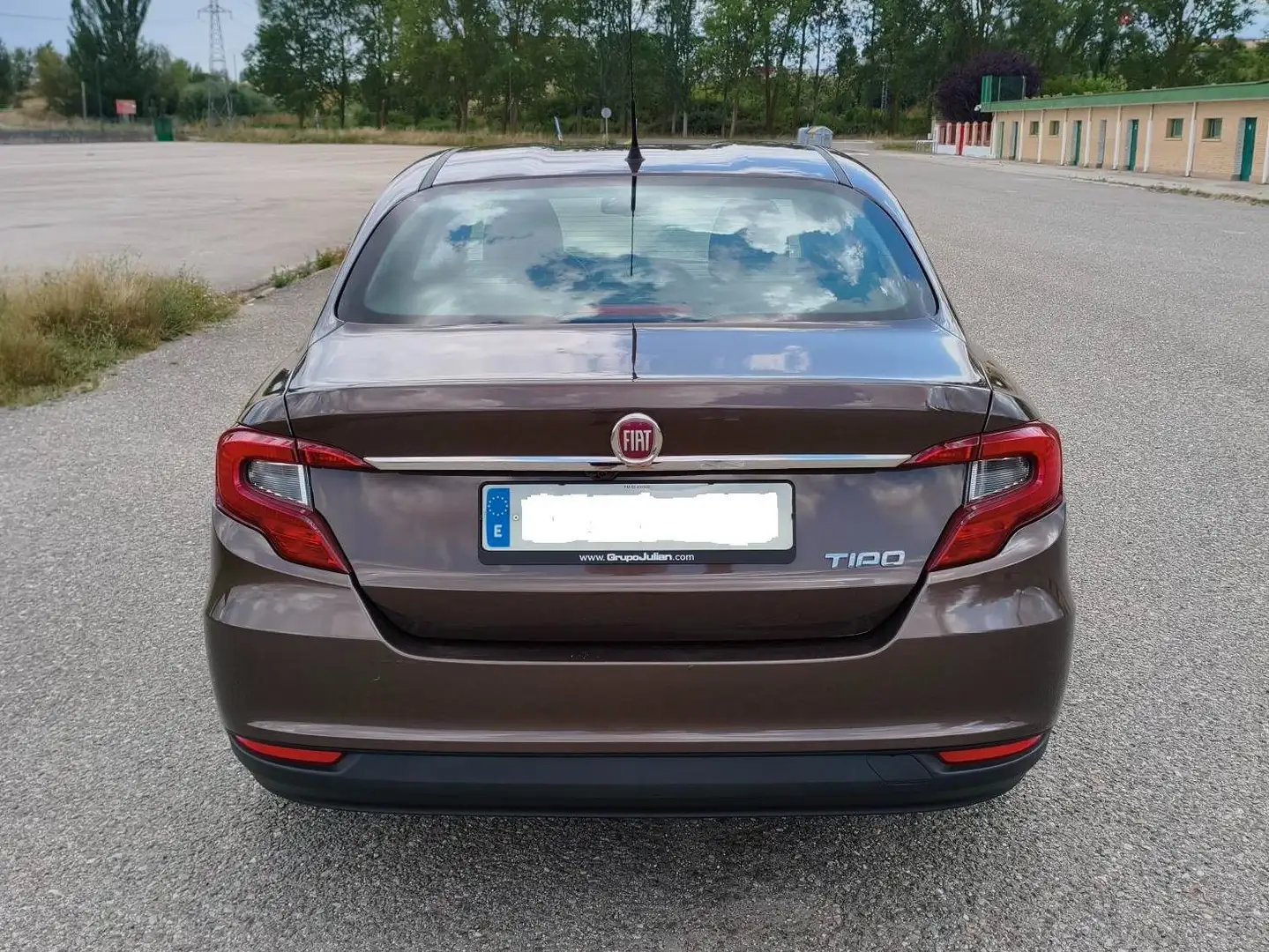 Fiat Tipo Tipo Sedán 1.3 Multijet 95CV Lounge Marrón - 2