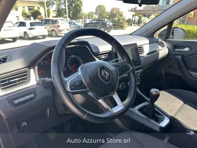 Renault Captur view 10