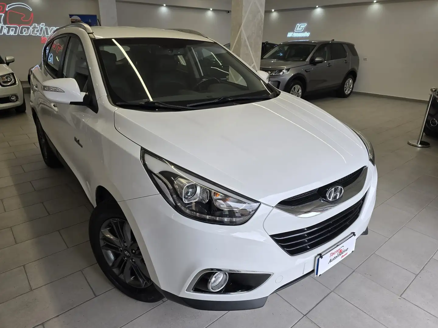 Hyundai iX35 1.6 Comfort 2wd FL *UNIPRO* Blanc - 1