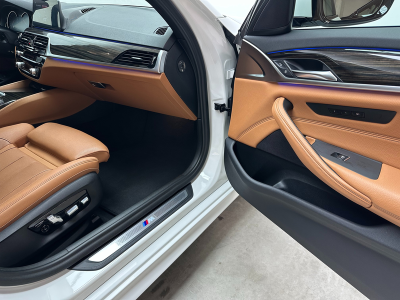BMW 530 xDrive - M-Sport - HeadUp - 360 - 8Fach - &Mehr — photo 23