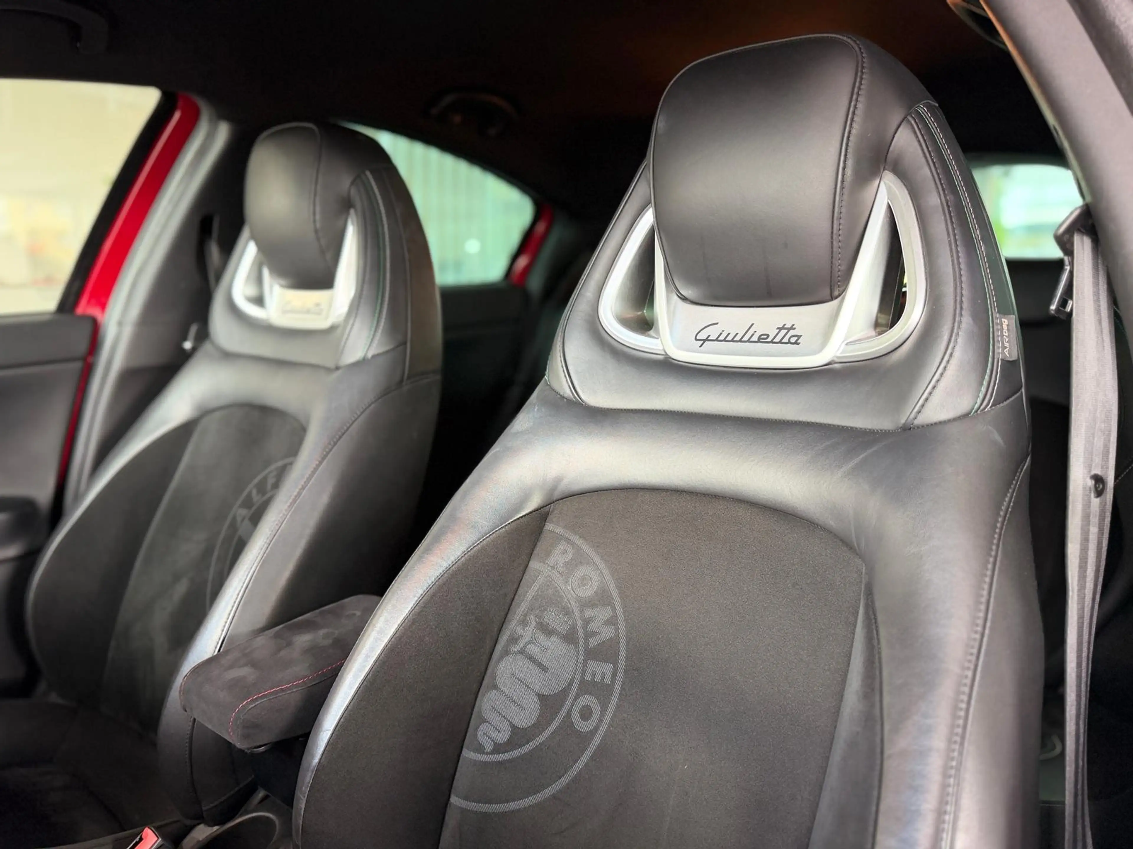 Alfa Romeo Giulietta Quadrifoglio Verde 1.8 Turbo Automatik — photo 15