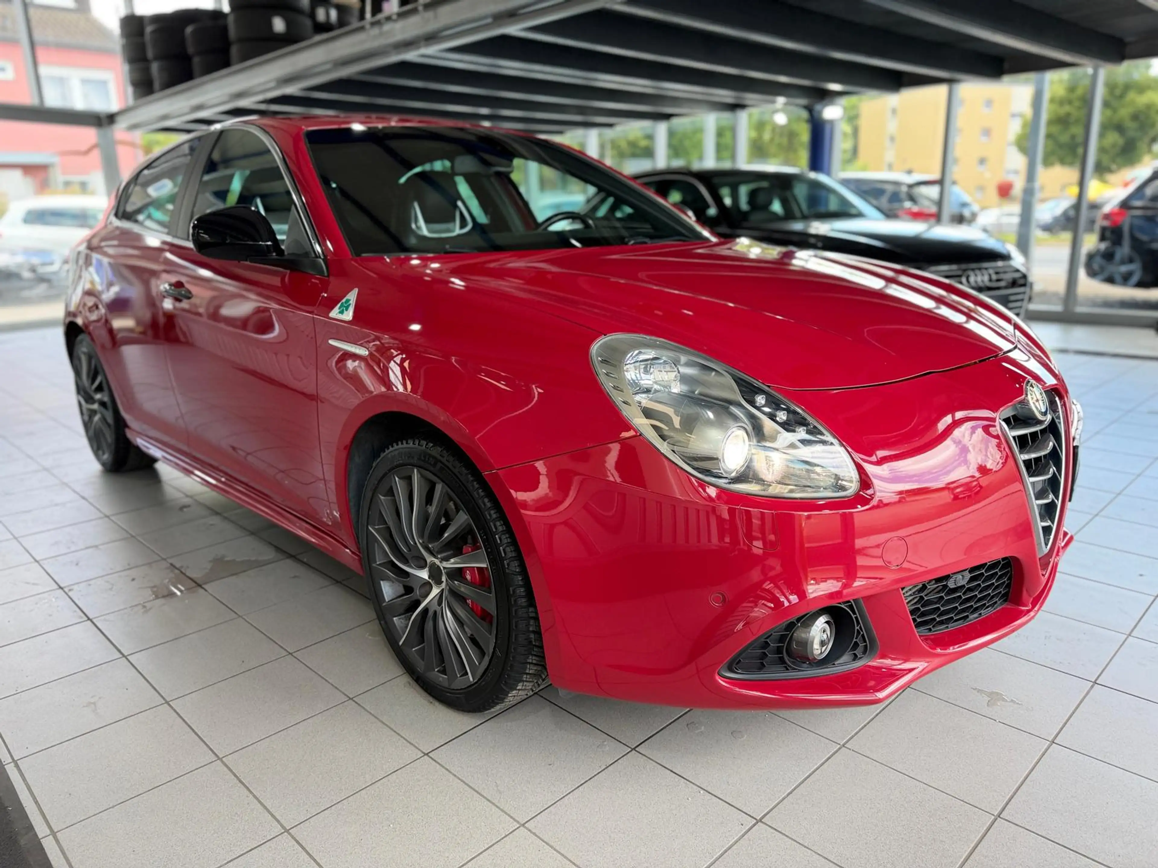 Alfa Romeo Giulietta Quadrifoglio Verde 1.8 Turbo Automatik — photo 3