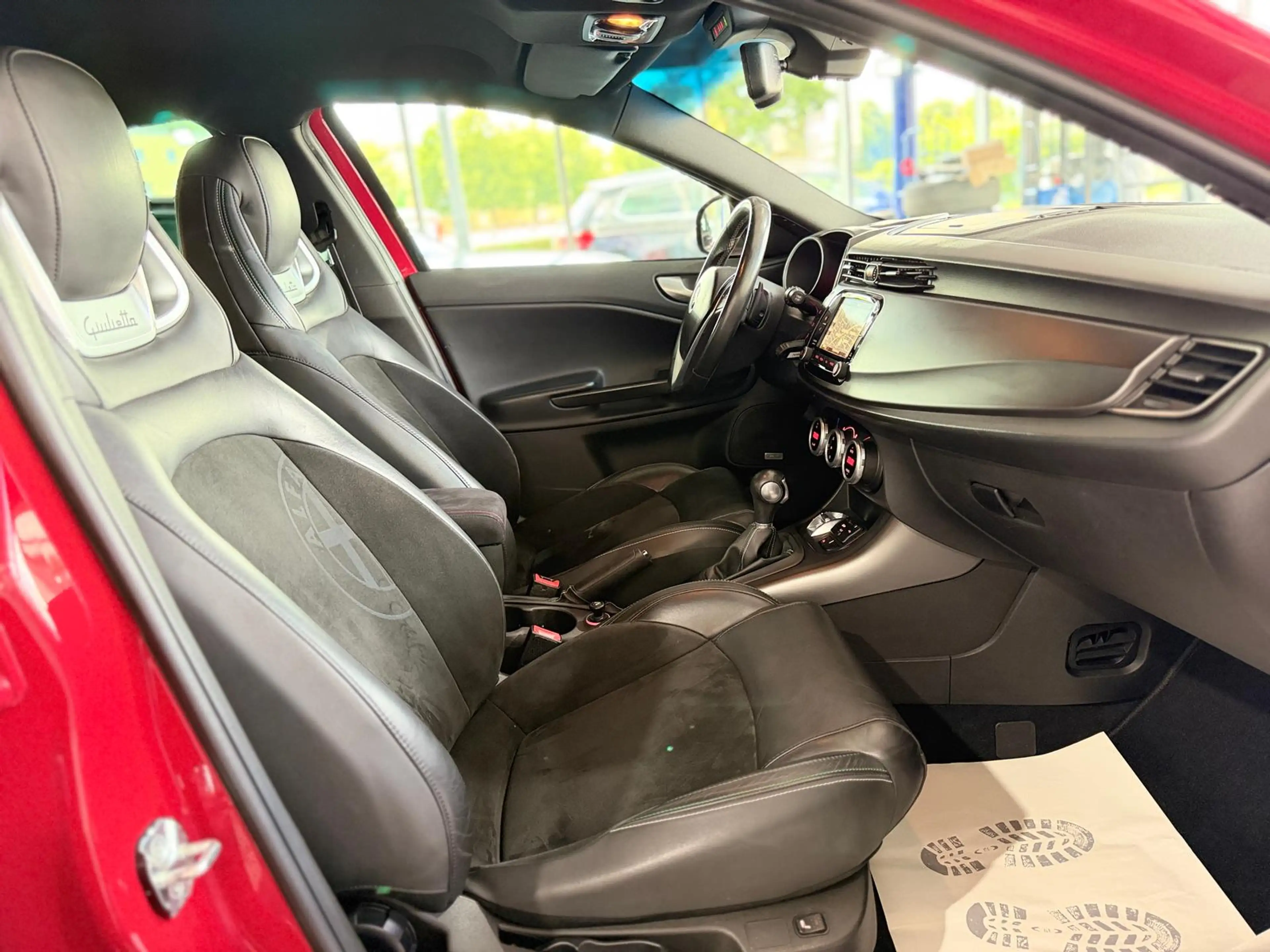 Alfa Romeo Giulietta Quadrifoglio Verde 1.8 Turbo Automatik — photo 17