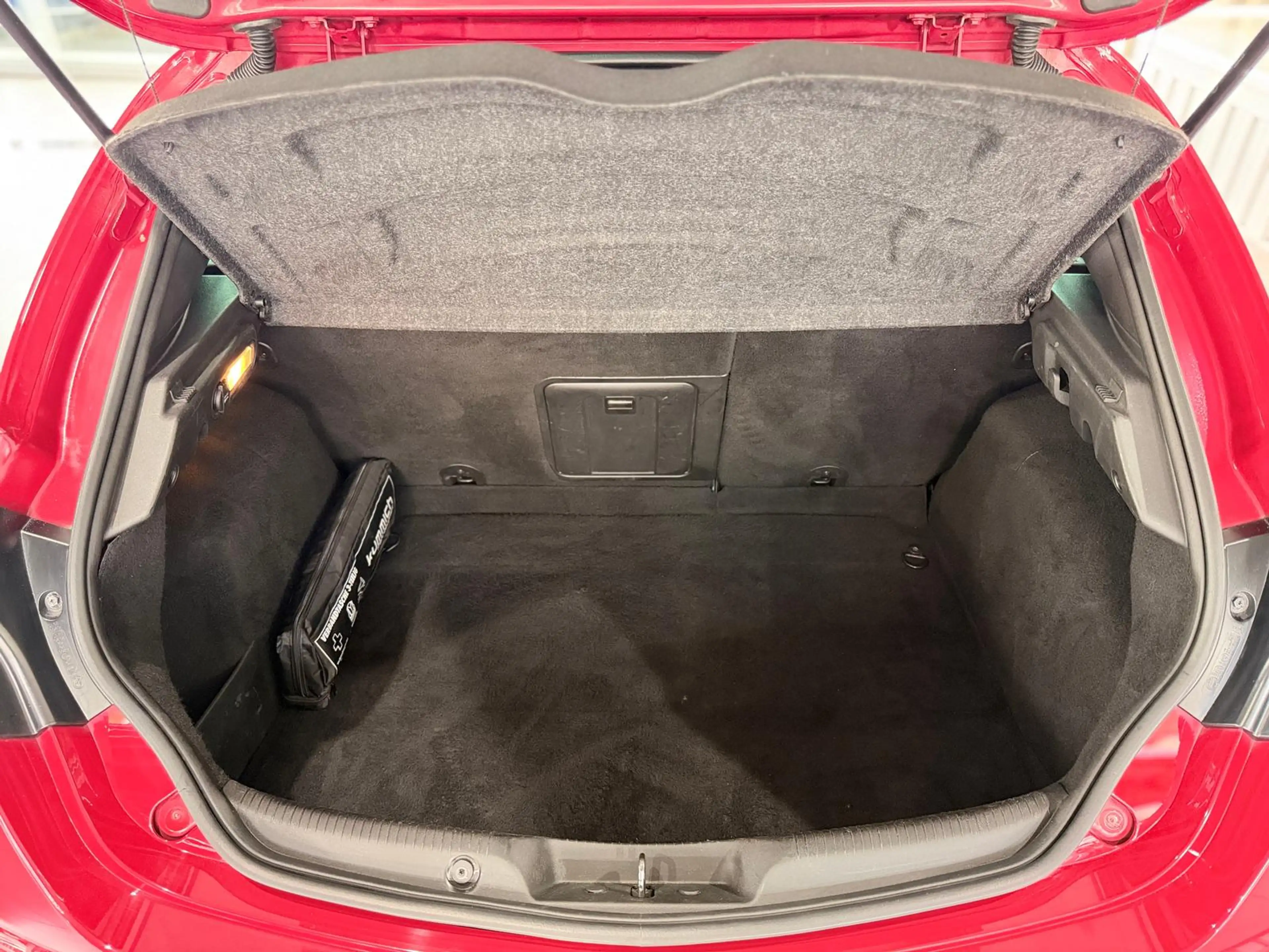 Alfa Romeo Giulietta Quadrifoglio Verde 1.8 Turbo Automatik — photo 24