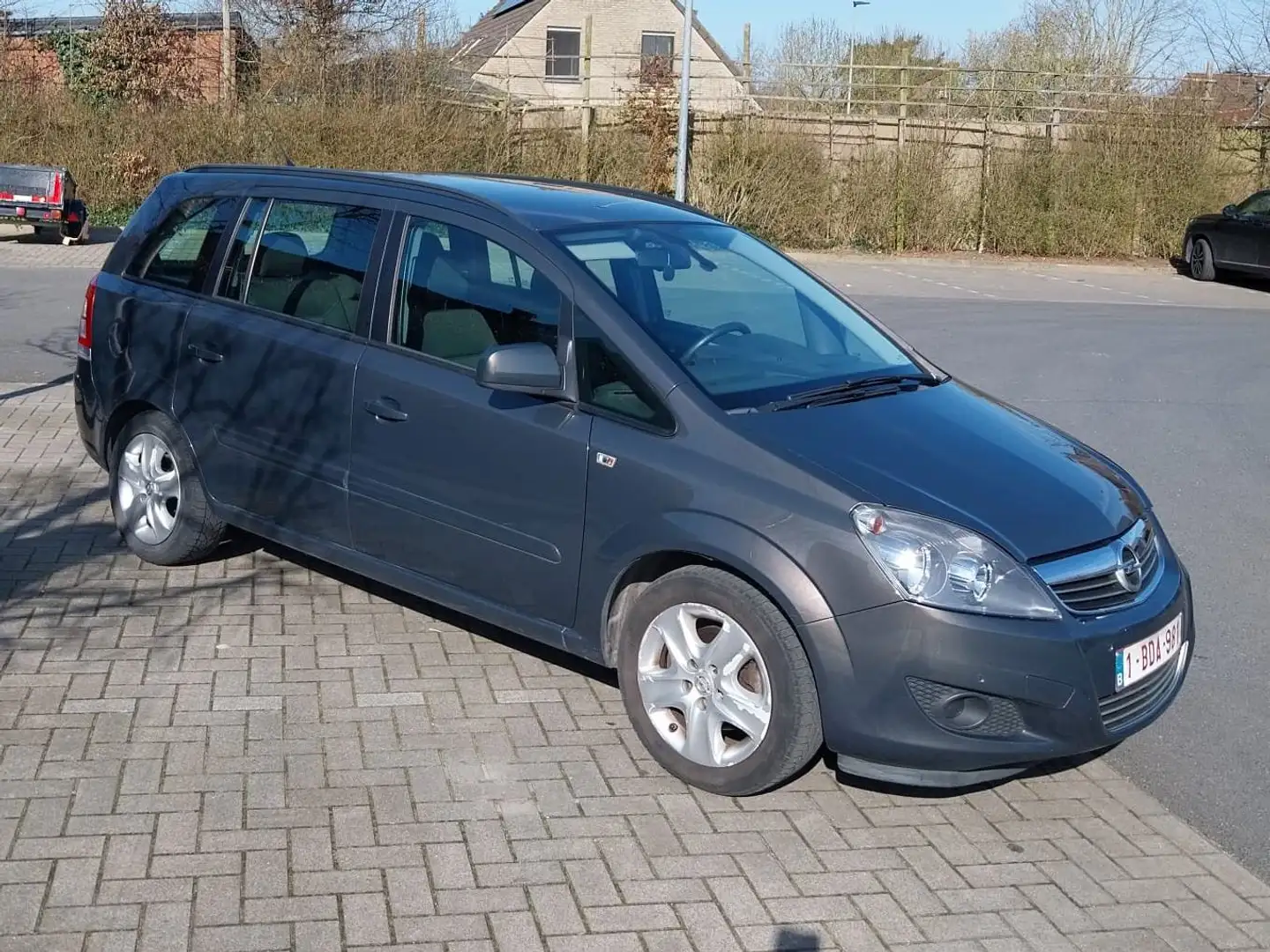 Opel Zafira Zafira 1.8 Family Gris - 1