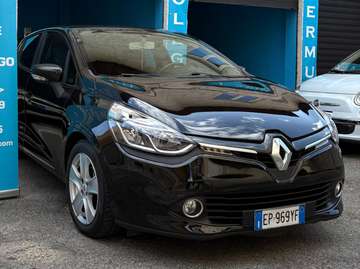 Clio IV 2012 5p 1.2 Live 75cv