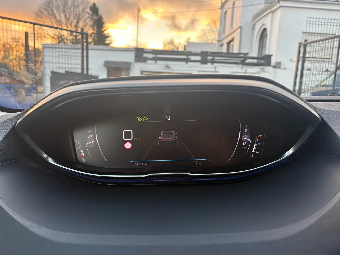 Peugeot 3008 1.2 Allure - EU6D - GARANTIE 1AN - Wit - 2