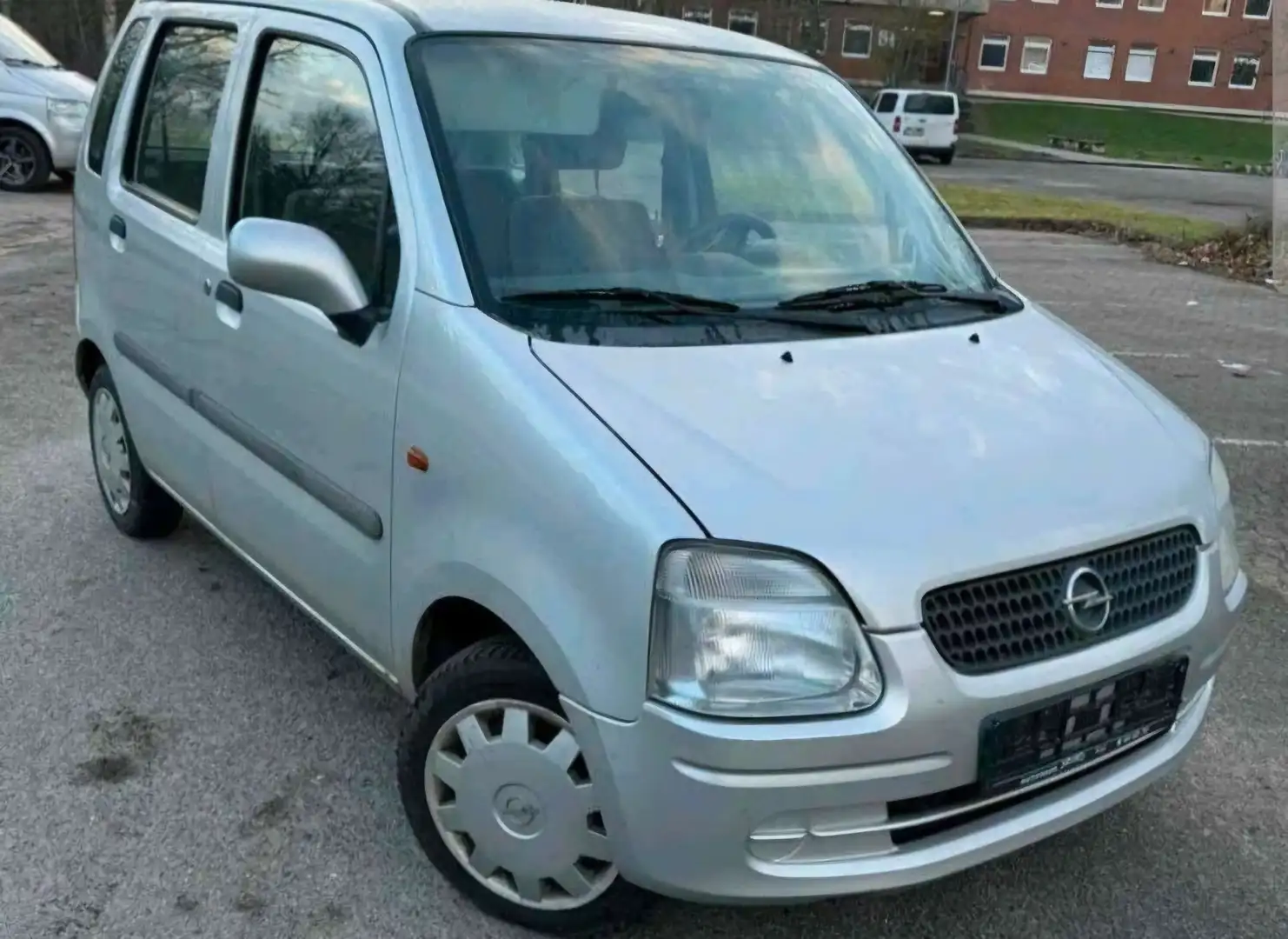 Opel Agila 1.0 12 V - 1