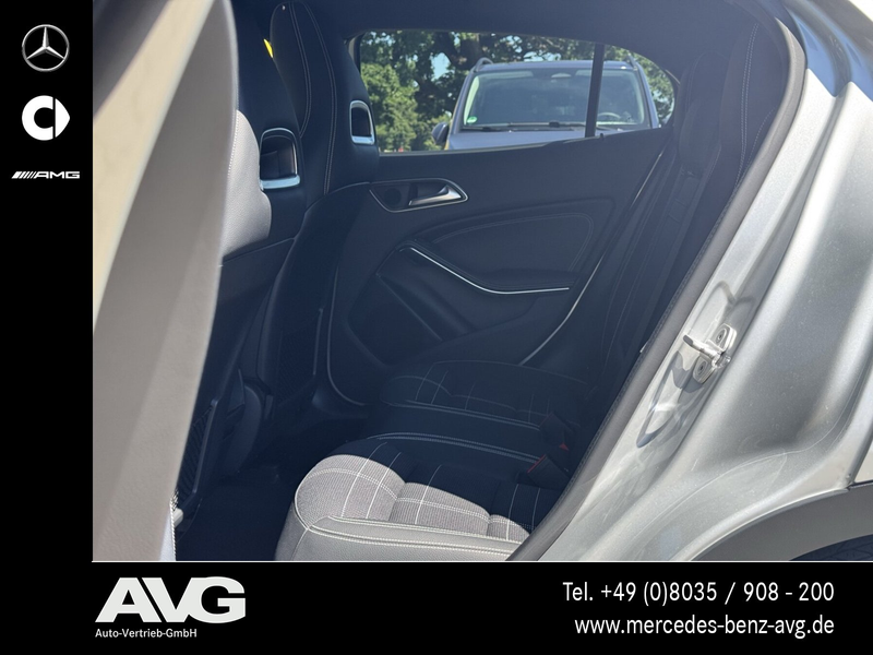 Mercedes-Benz GLA 250 GLA 250 4M Urban RFK Garmin Xenon AHK PDC Navi — photo 13