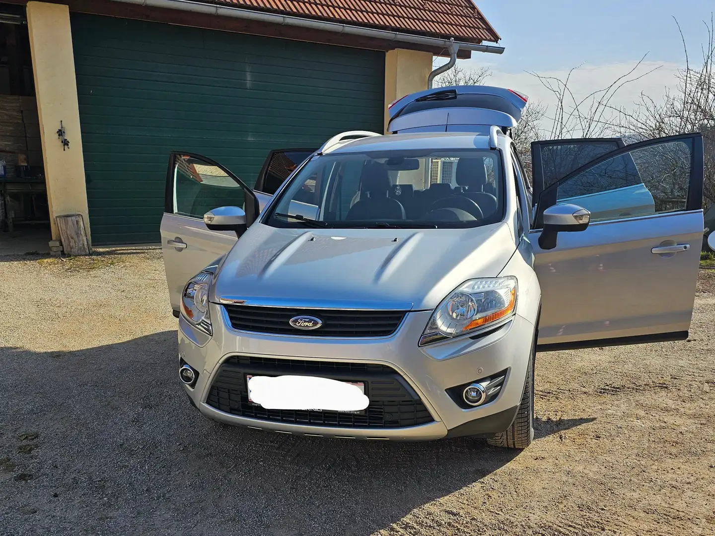Ford Kuga Kuga 2,0 Titanium 4x4 TDCI DPF Titanium Silber - 1
