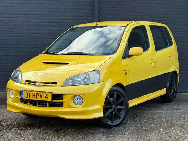 Daihatsu YRV Young RV 1.3-16V Turbo AIRCO | ELEK RAMEN | CARPLA