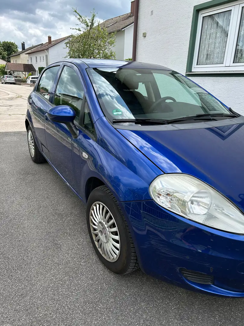 Fiat Grande Punto Grande Punto  5-Türer 1.4 8V Active Mavi - 2