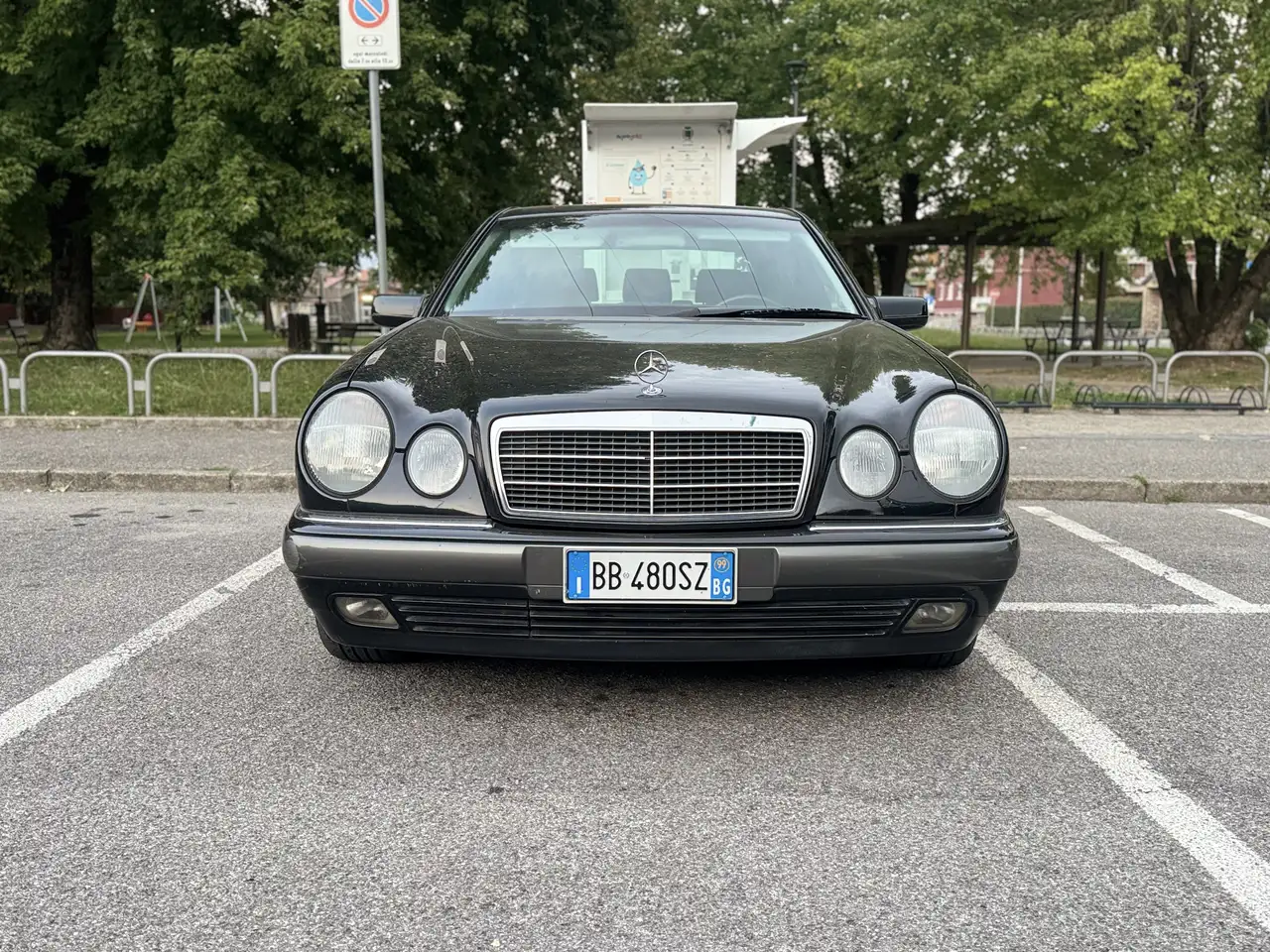 Mercedes-Benz E 200 k Elegance Kompressor, foto 5