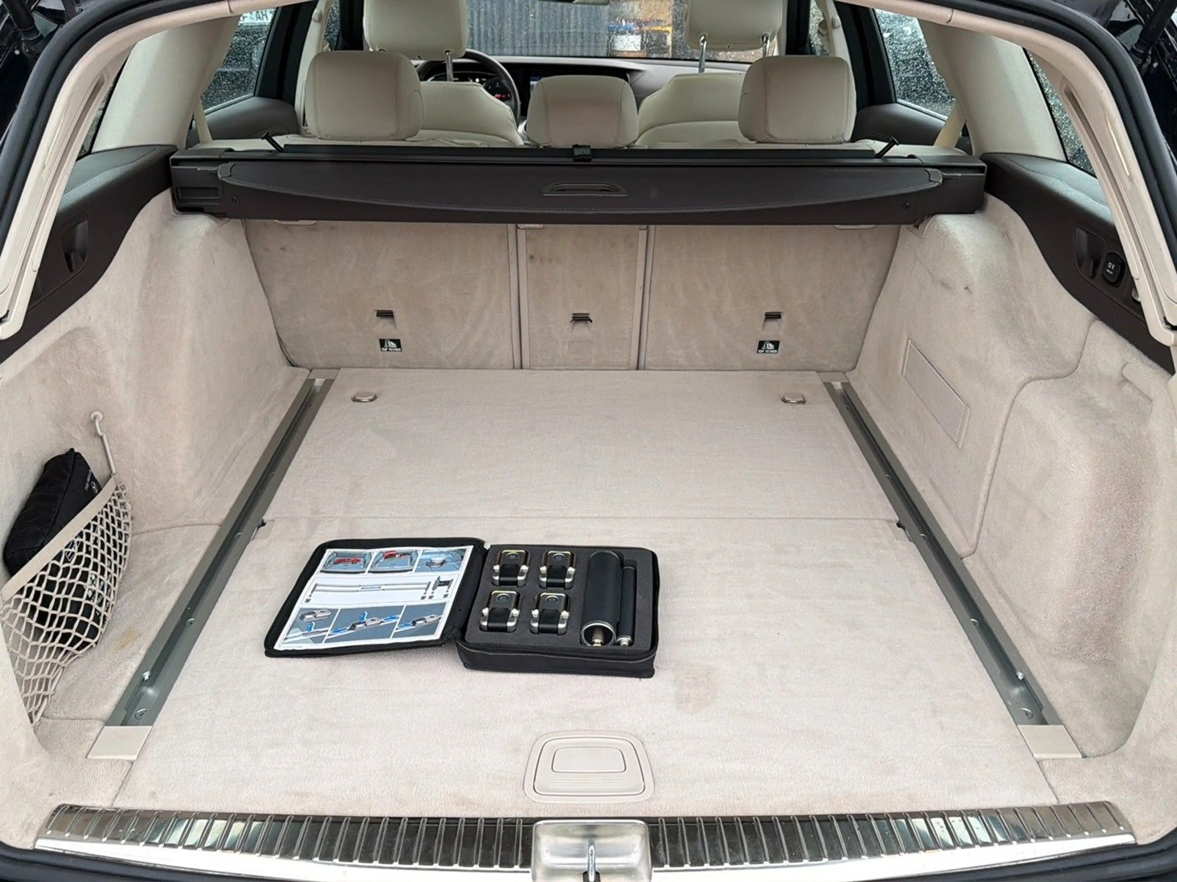 Mercedes-Benz E 350 d 4Matic*LED*AHK*PANO*ACC*StHz*HUD*RFK — photo 9
