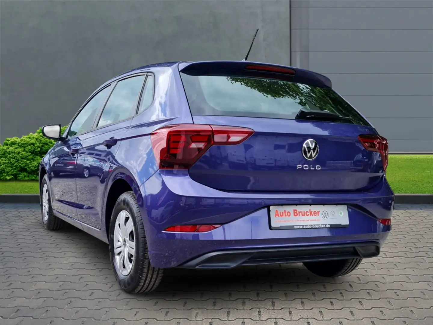Volkswagen Polo VI Basis 1.0+Berganfahrassistent+Elektr. Fensterhe Fialová - 2