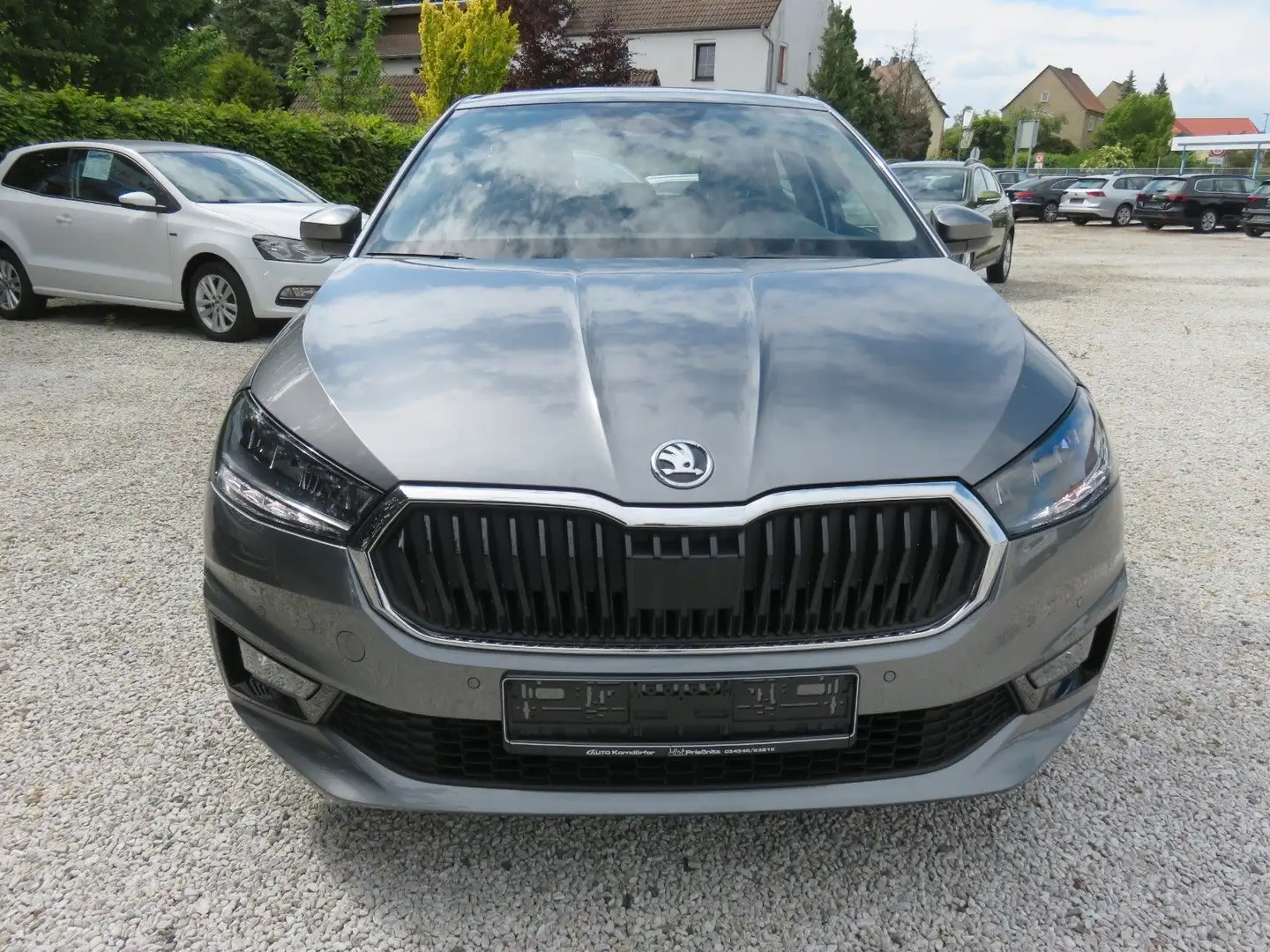Skoda Fabia Selection 1.0 MPI LED PDC MFL Grau - 2
