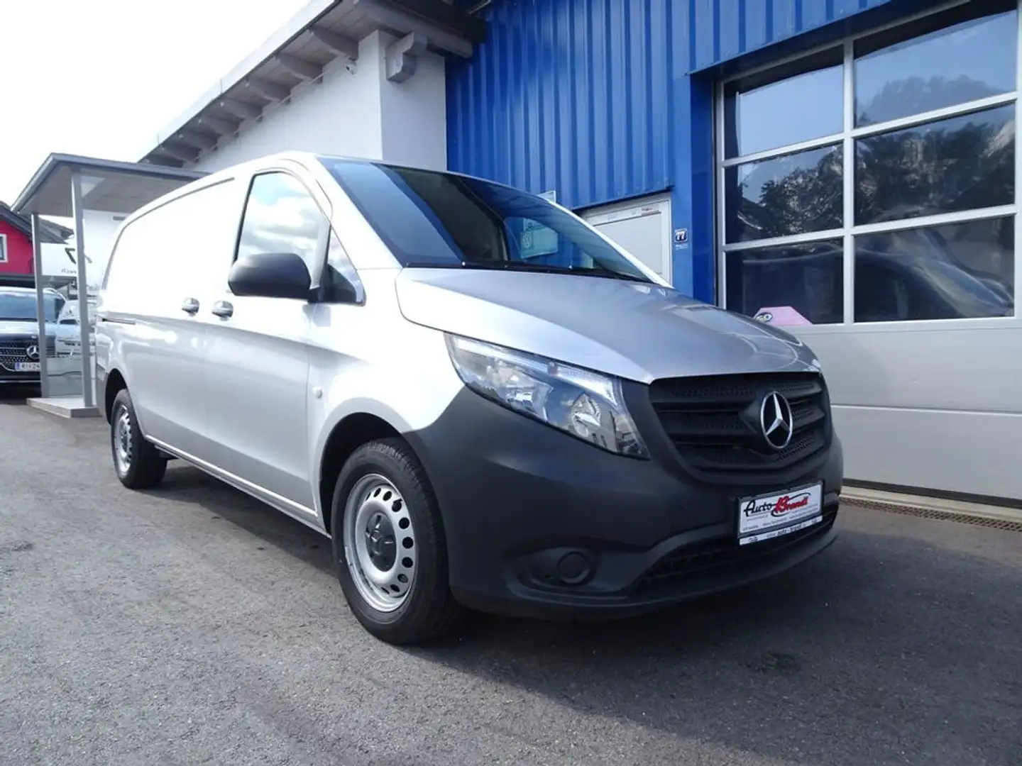 Mercedes-Benz Vito 116 CDI Kastenwagen RWD lang (447.603) Silber - 2
