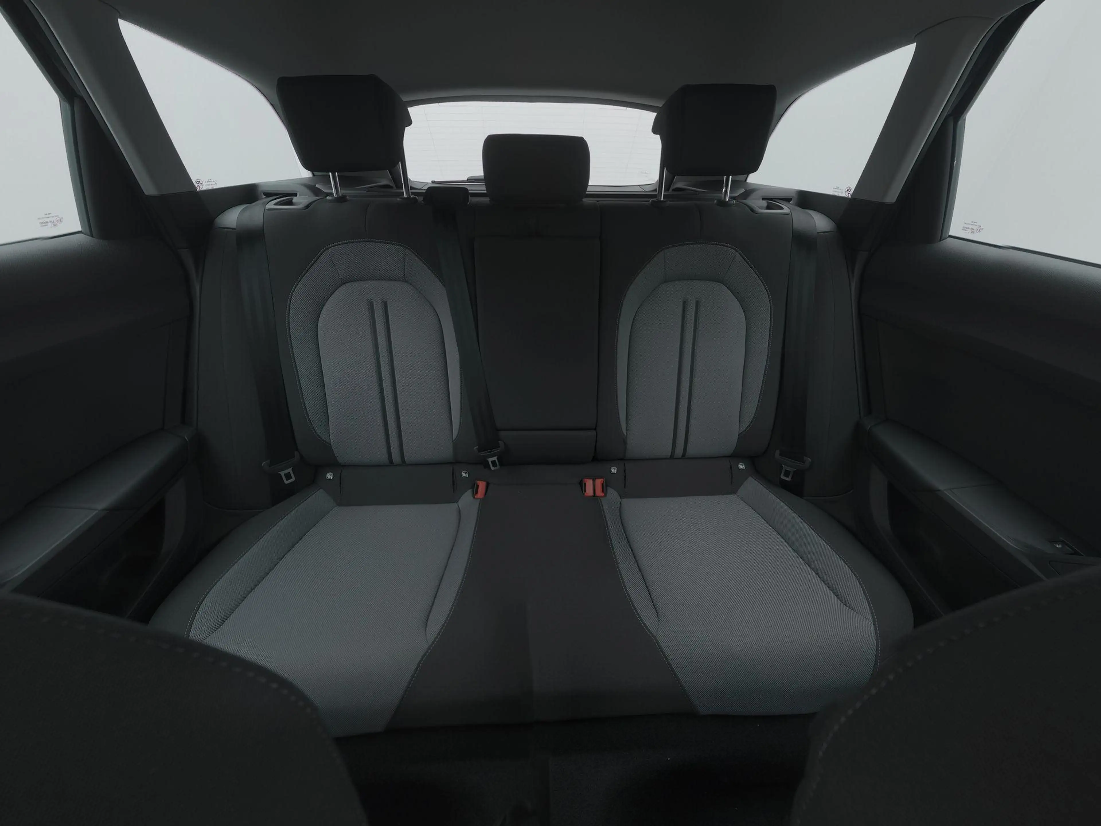 SEAT Leon e-Hybrid Sportstourer 1.5 TSI Style Business Intense 204PK — photo 10
