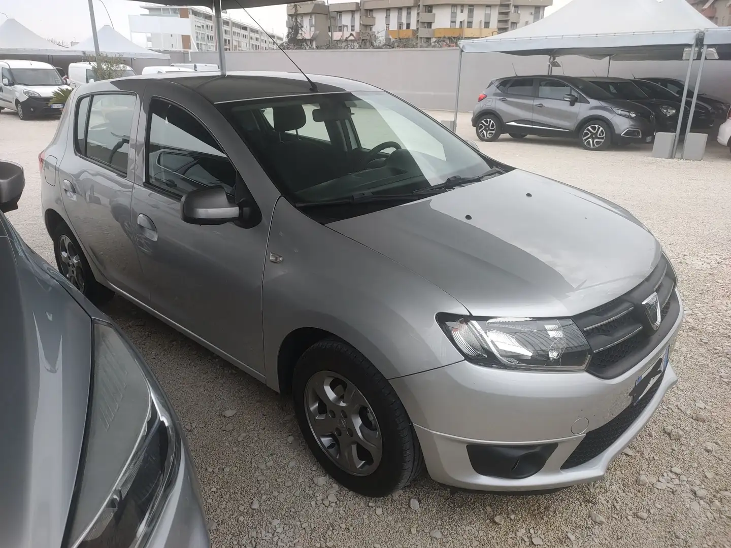 Dacia Sandero 1.5 dci Laureate s&s 75cv E6 - 2
